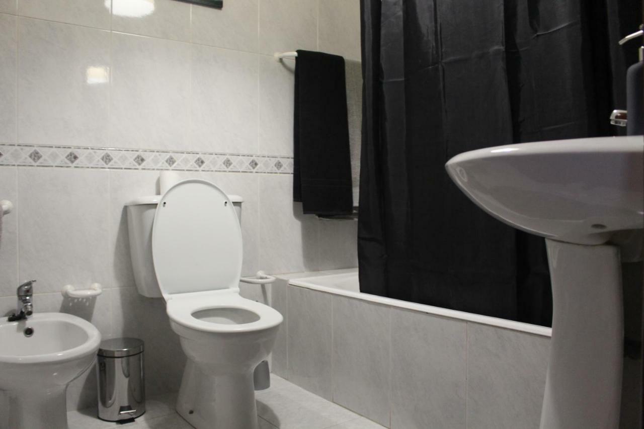 Invicta Flats - Oporto Apartment Luaran gambar